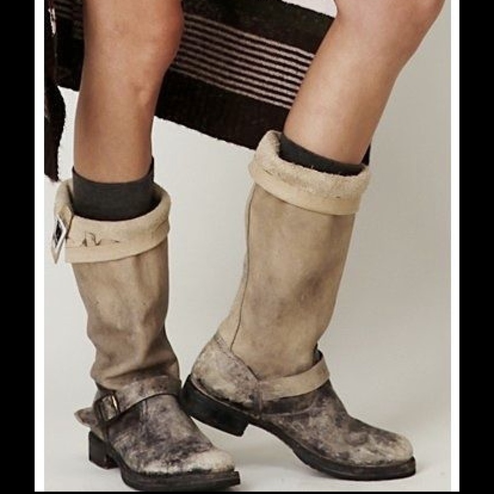 Frye Sz 8 Veronica Slouch tall boot Stonewash color